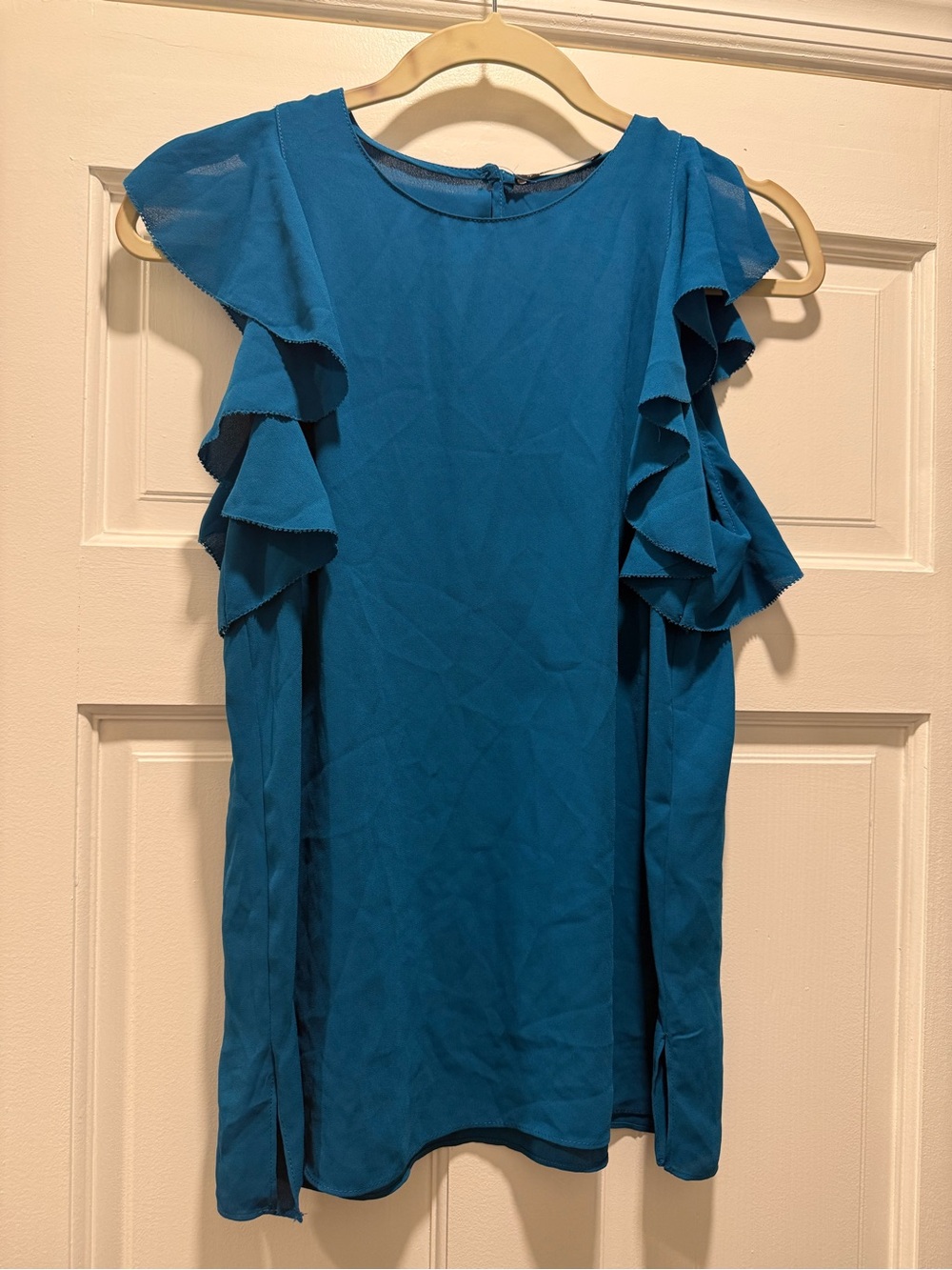 Tahari Vibrant Teal Sleeveless Top size Small
